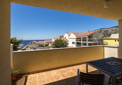 apartman plavi, balkon s pogledom na more